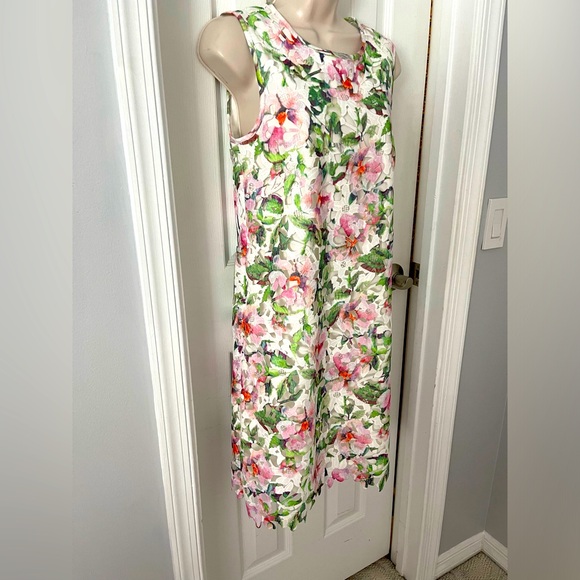 Uttam Boutique Floral print lace mini Dress in Small - Picture 4 of 14